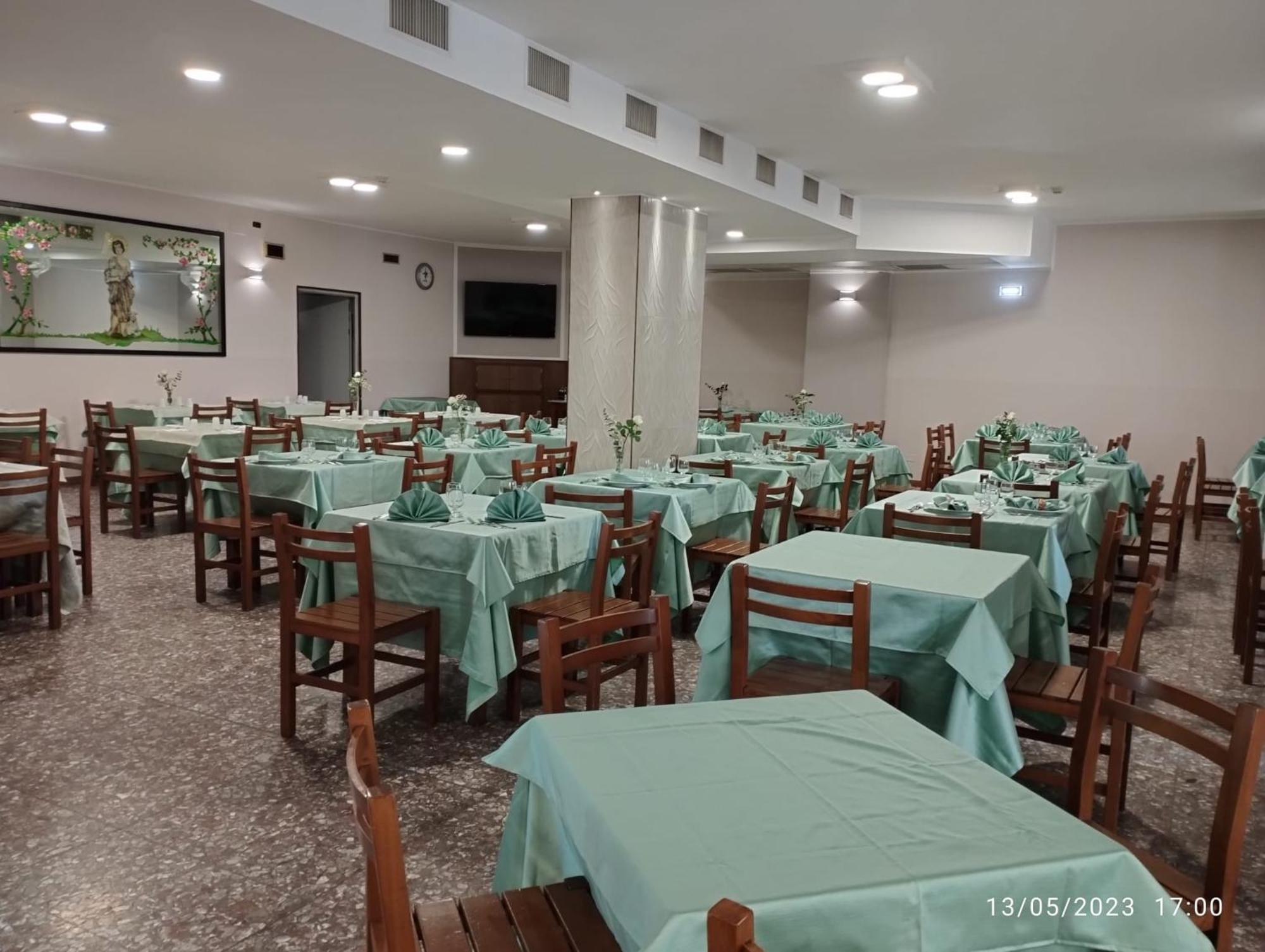 Hotel Ristorante San Giovanni Falerna Exterior foto
